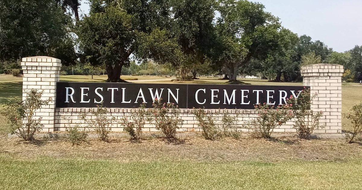 Restlawn Cemetery entrance sign